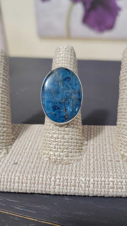 Blue appetite ring