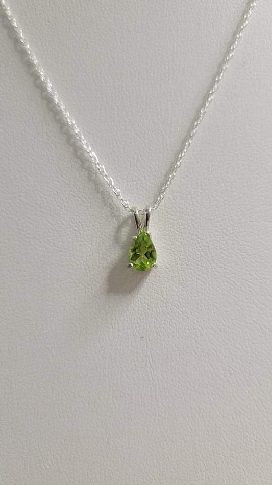 Pear shaped peridot pendant